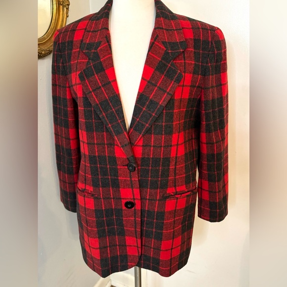 Vintage Red & Black Plaid wool blazer Size M oversized Academia Fall Boxy - Picture 1 of 15